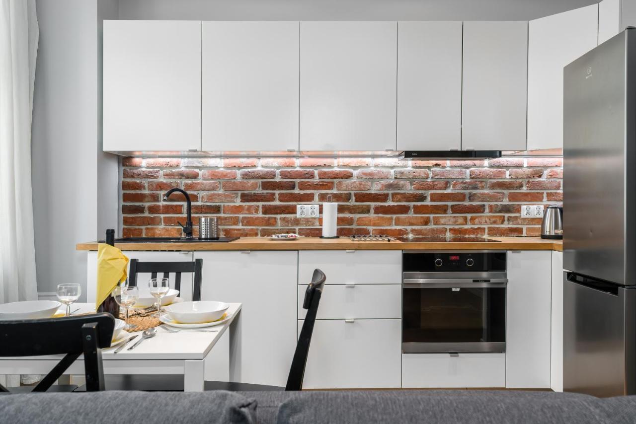 Old Town Apartment Garbary By Noclegi Renters Posen Exterior foto