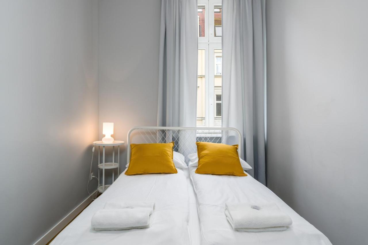 Old Town Apartment Garbary By Noclegi Renters Posen Exterior foto