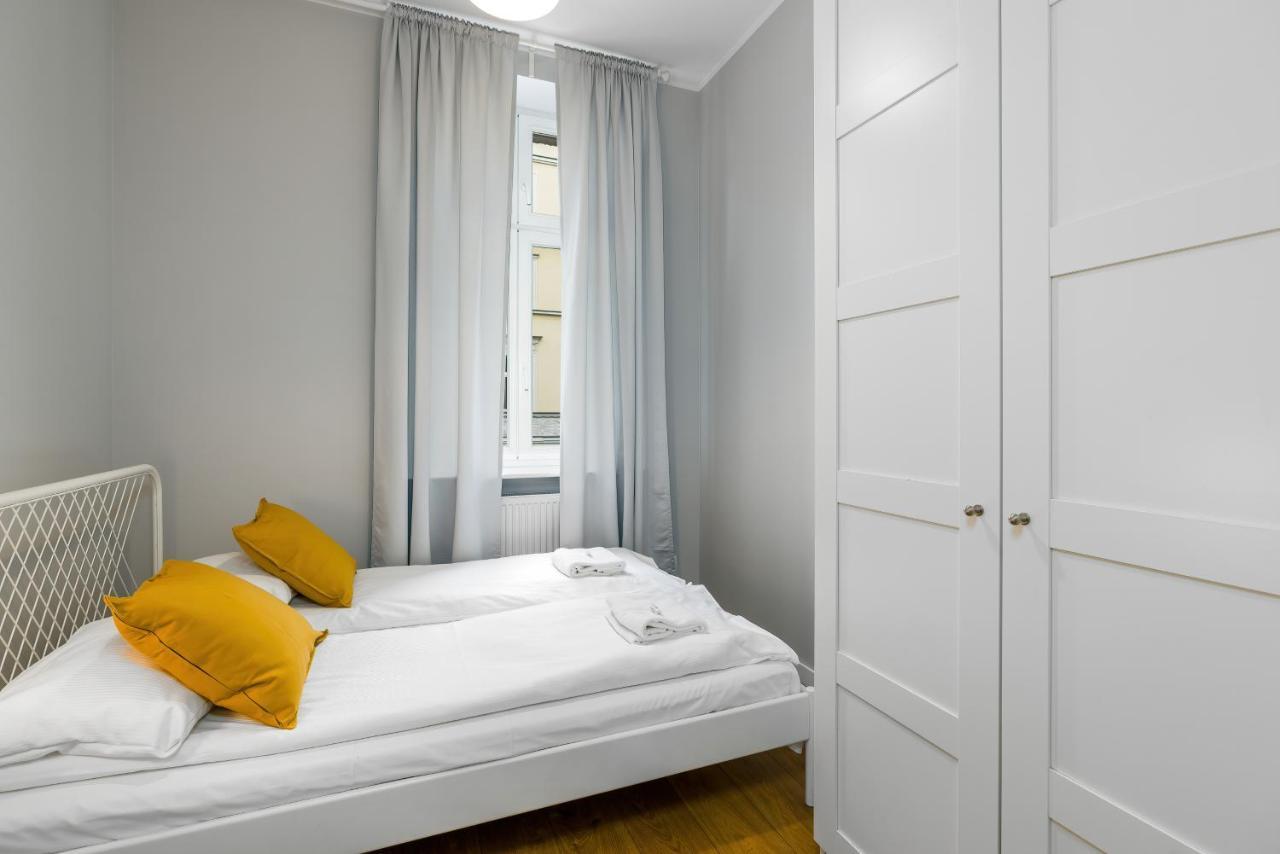 Old Town Apartment Garbary By Noclegi Renters Posen Exterior foto