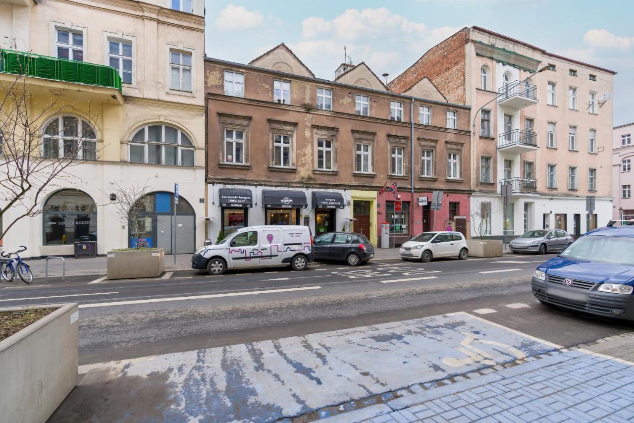 Old Town Apartment Garbary By Noclegi Renters Posen Exterior foto